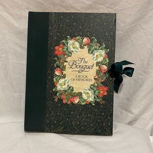 Pretty Vintage Picture Keepsake Album